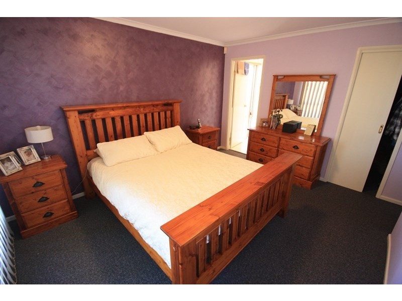 11 Wattle Green, Narellan Vale NSW 2567