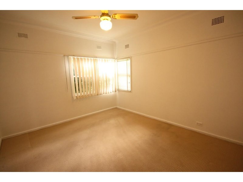 51 Hoddle Avenue, Bradbury NSW 2560