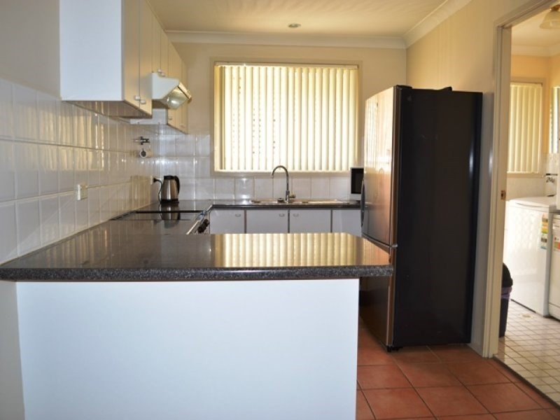 5 Holdsworth Drive, Narellan Vale NSW 2567