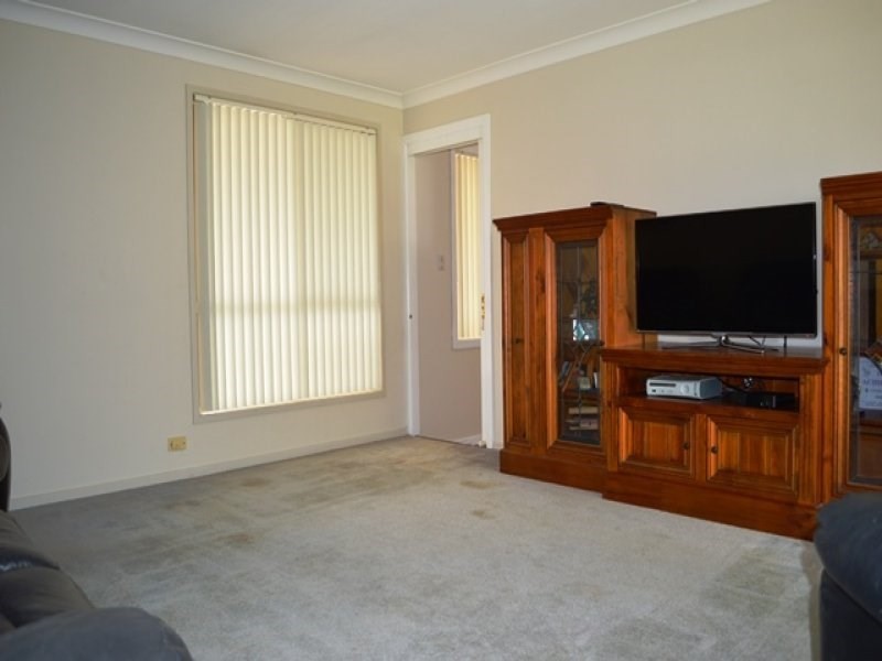 5 Holdsworth Drive, Narellan Vale NSW 2567