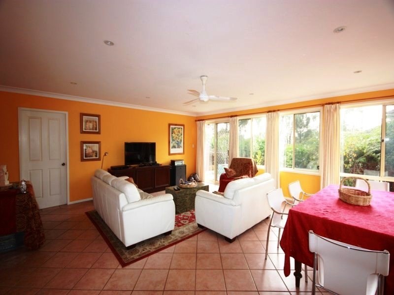 2 Haines Grove, Mount Annan NSW 2567