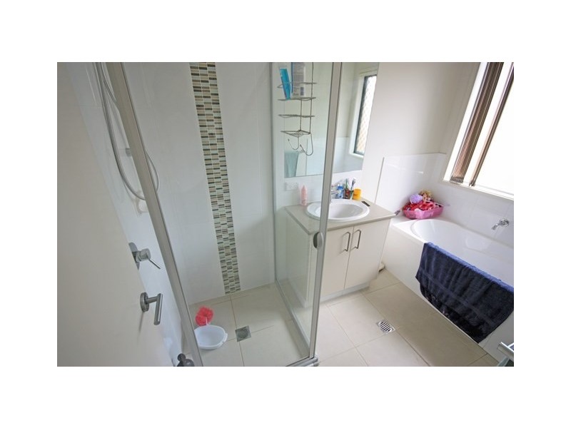 14 Hindle Street, Oran Park NSW 2570