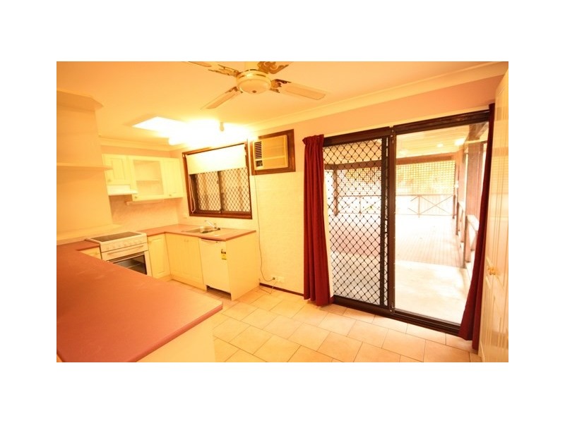 16 Moffat Place, Minto NSW 2566
