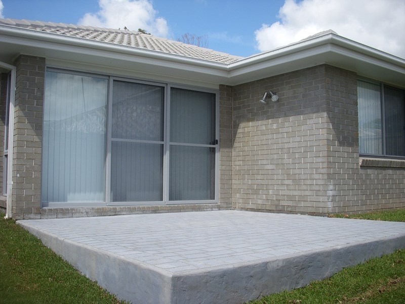 59 Robey Avenue, Middleton Grange NSW 2171