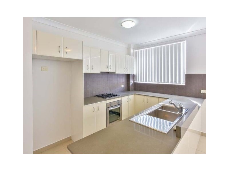 27/41 Woodhouse Drive, Ambarvale NSW 2560