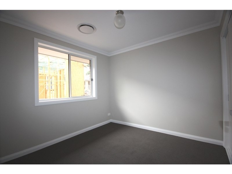 32 Danvers Street, Spring Farm NSW 2570