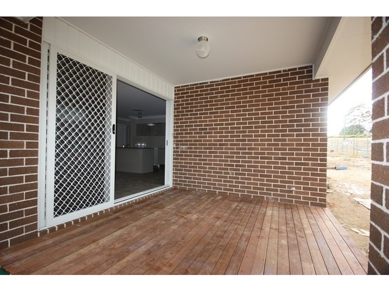 32 Danvers Street, Spring Farm NSW 2570