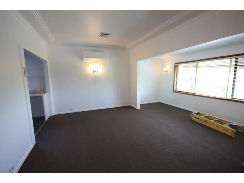 25 Austin Avenue, Campbelltown NSW 2560
