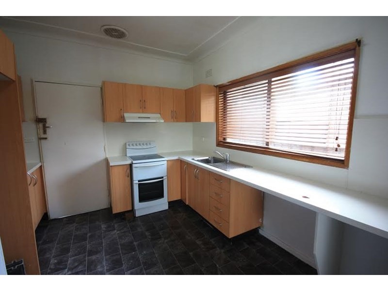 25 Austin Avenue, Campbelltown NSW 2560