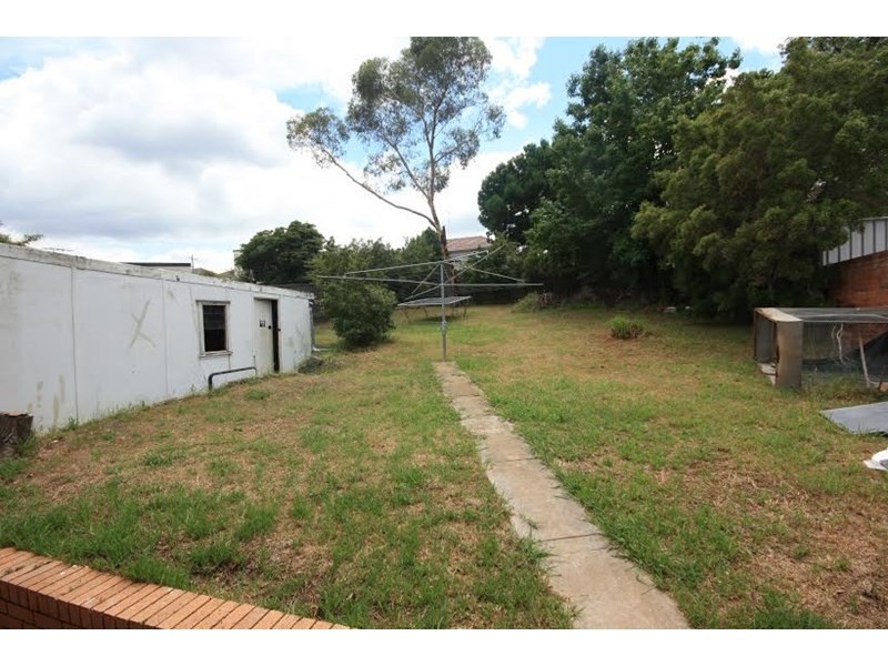 25 Austin Avenue, Campbelltown NSW 2560