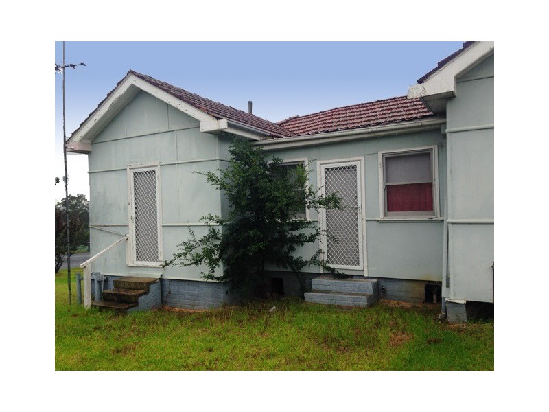 1/13 Macquarie Avenue, Camden NSW 2570