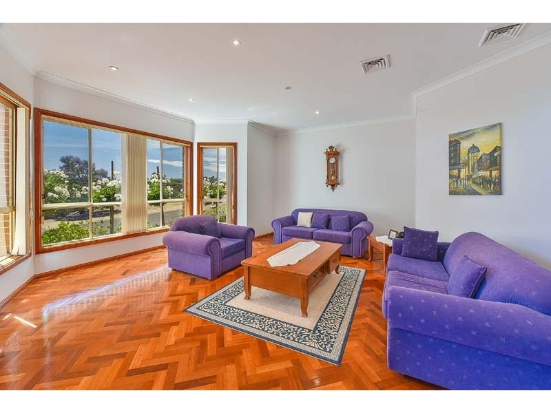 Glen Alpine NSW 2560