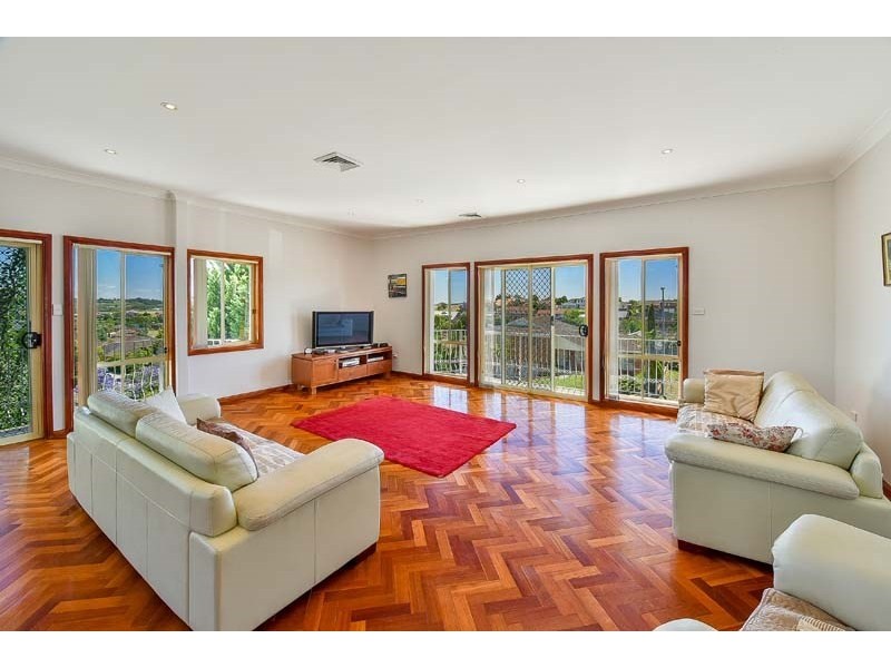 Glen Alpine NSW 2560