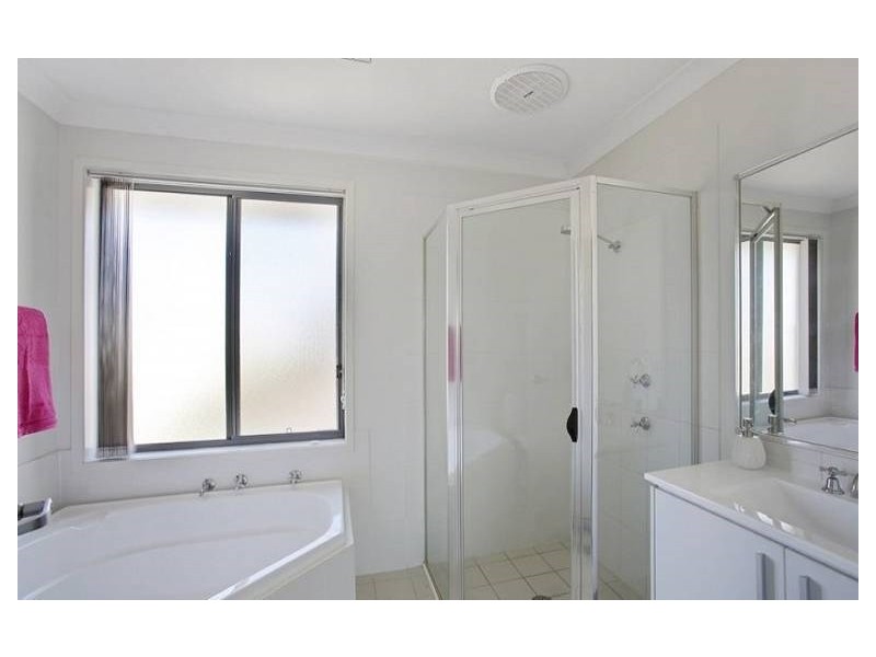 192 Richardson Road, Spring Farm NSW 2570