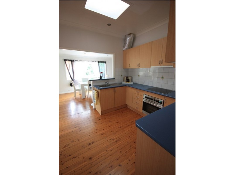 69 Hoddle Avenue, Campbelltown NSW 2560