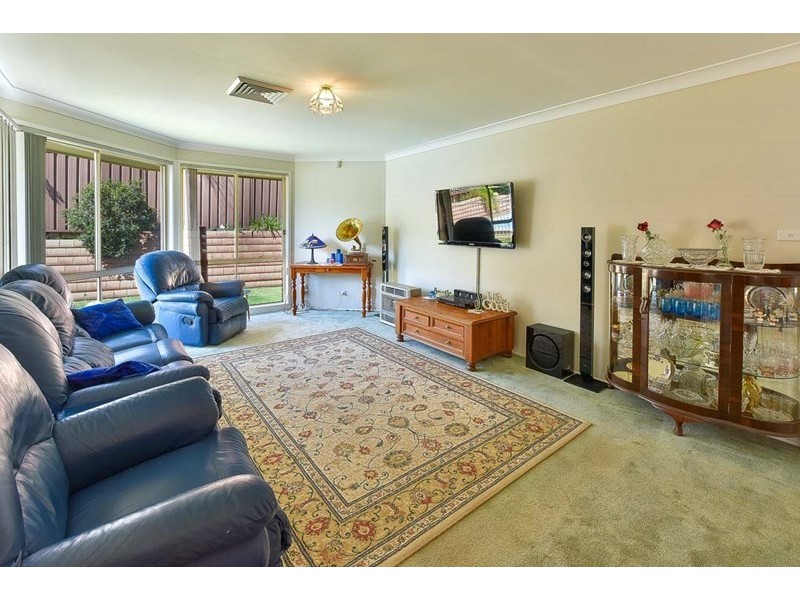 5 Laguna Place, Glen Alpine NSW 2560