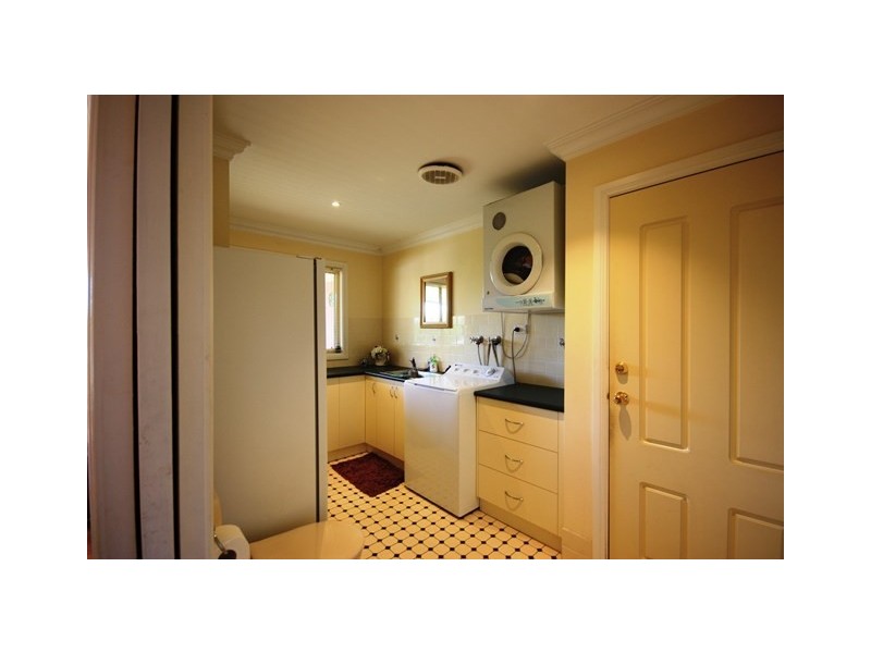 5 Templeton Road, Elderslie NSW 2570