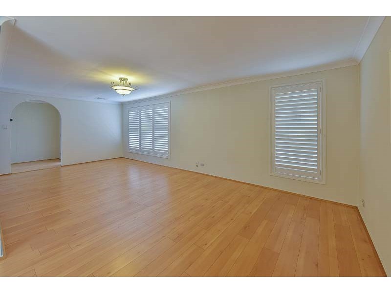 7 Naylor Place, Ingleburn NSW 2565