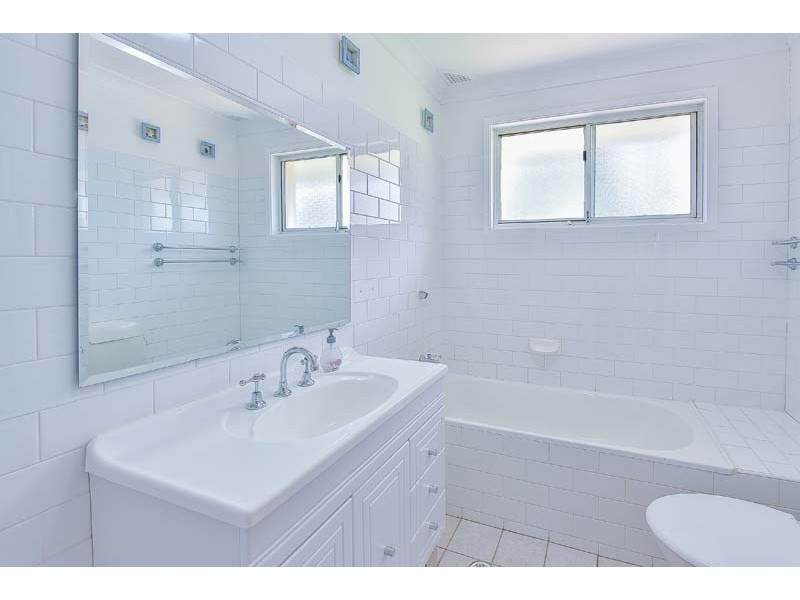 7 Naylor Place, Ingleburn NSW 2565