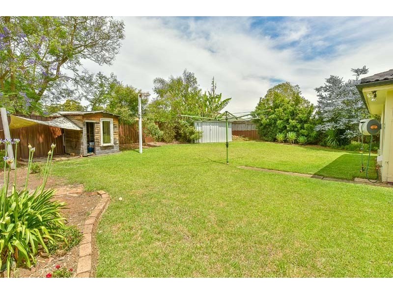 7 Naylor Place, Ingleburn NSW 2565