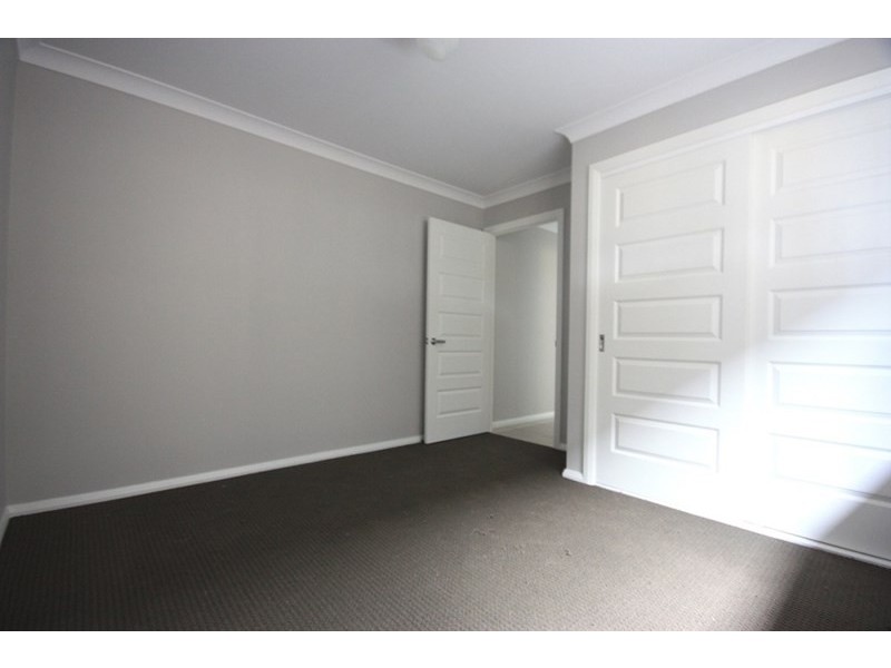 5 Parkinson Street, Spring Farm NSW 2570