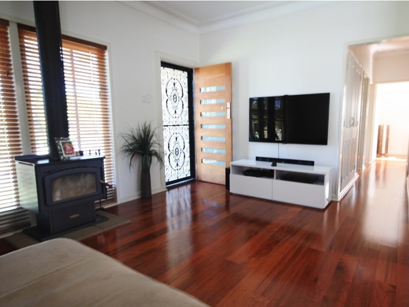 6 McLean Road, Campbelltown NSW 2560