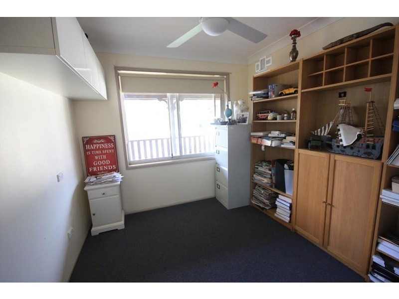 18 Edinburgh Crescent, St Andrews NSW 2566
