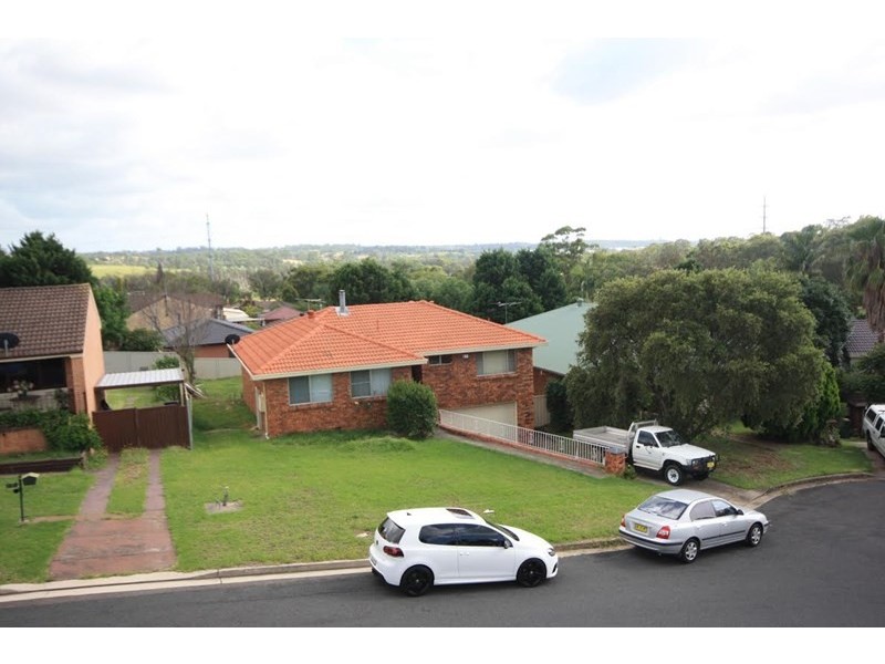 18 Edinburgh Crescent, St Andrews NSW 2566