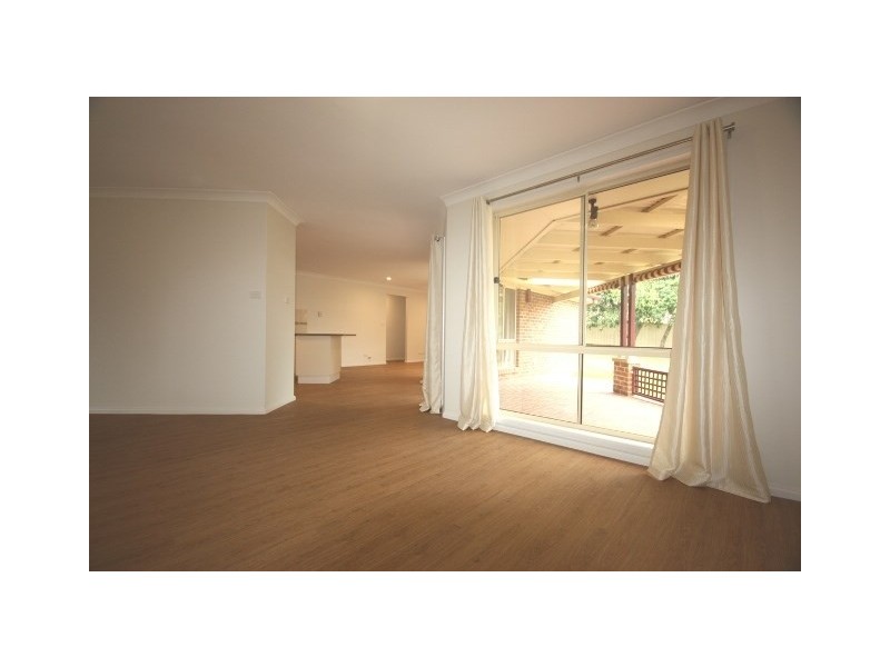 72 Angophora Circuit, Mount Annan NSW 2567