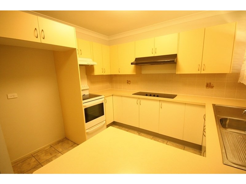 14 Holman Place, St Helens Park NSW 2560