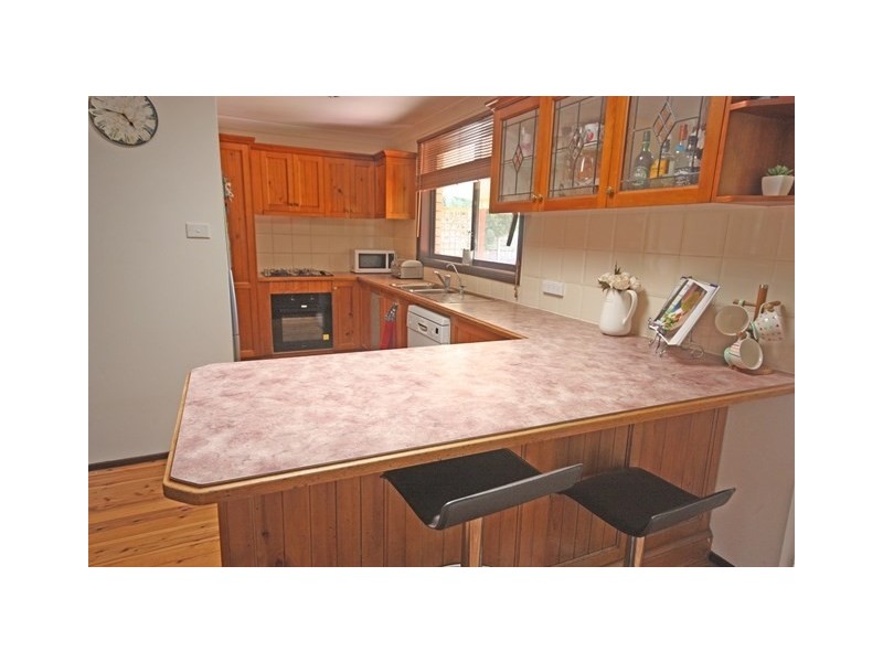 15 Rita Street, Thirlmere NSW 2572