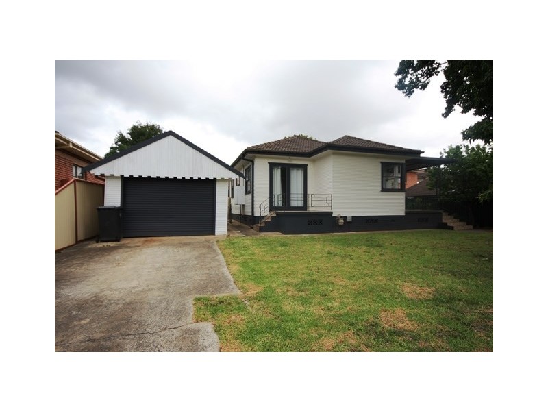113 Saywell Road, Macquarie Fields NSW 2564