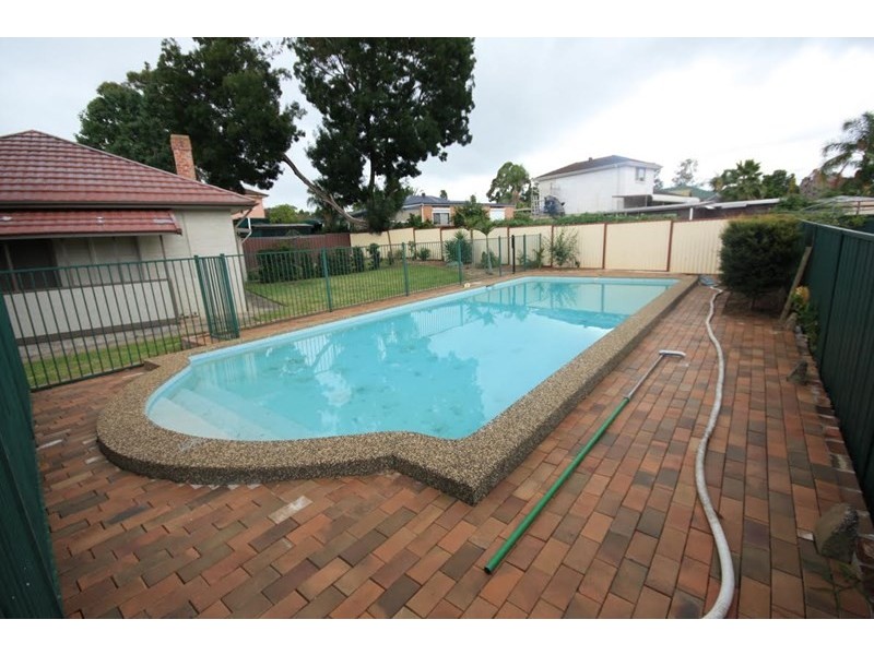 113A Saywell Road, Macquarie Fields NSW 2564
