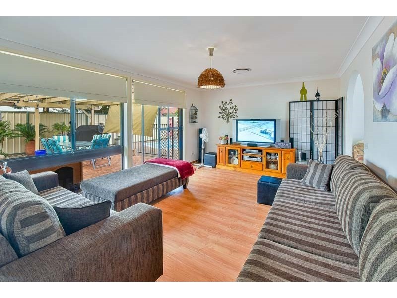 95 Atchison Road, Macquarie Fields NSW 2564