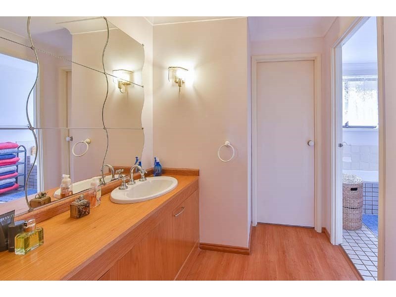 95 Atchison Road, Macquarie Fields NSW 2564