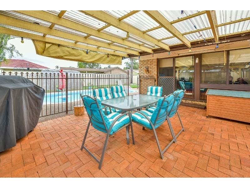 95 Atchison Road, Macquarie Fields NSW 2564