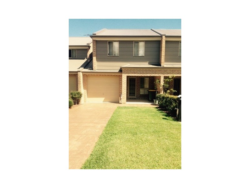 9b Ivanhoe Street, Ingleburn NSW 2565