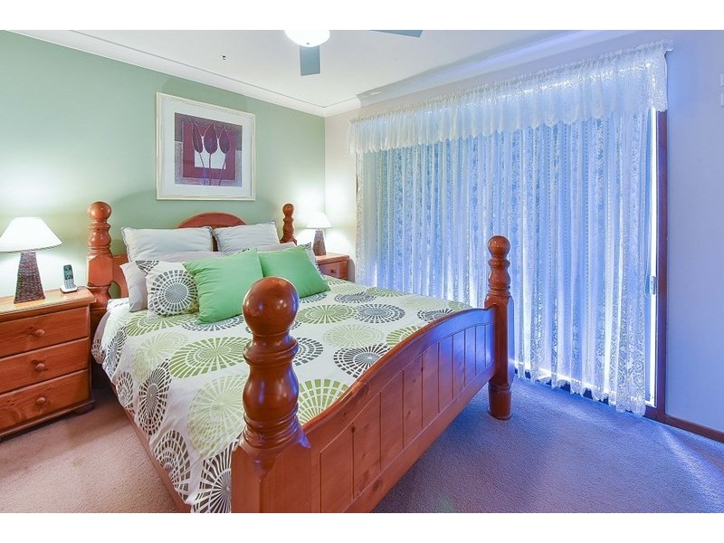 28 Haredale Street, Ambarvale NSW 2560