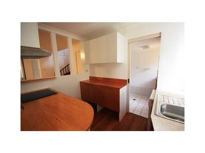 14/6 Jacquinot Place, Glenfield NSW 2167