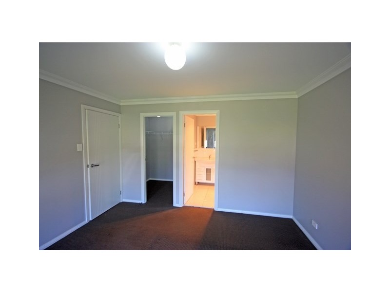 11 Beckham Street, Spring Farm NSW 2570