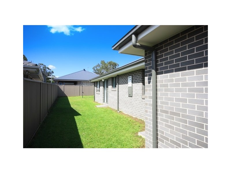 11 Beckham Street, Spring Farm NSW 2570