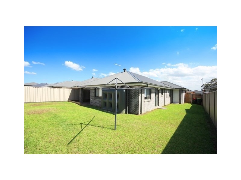 11 Beckham Street, Spring Farm NSW 2570