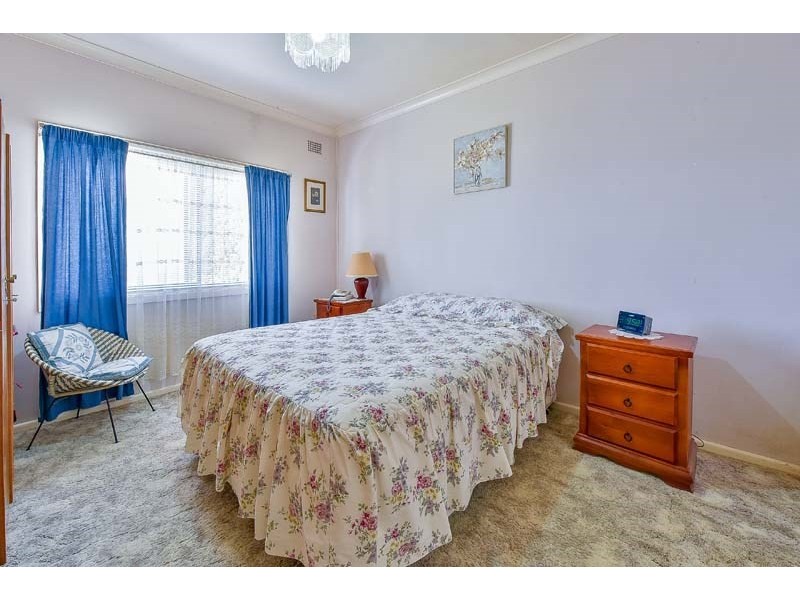 9 Bundarra Road, Campbelltown NSW 2560