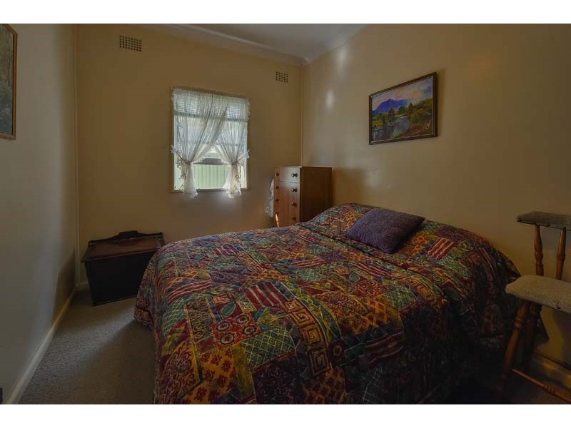 9 Bundarra Road, Campbelltown NSW 2560