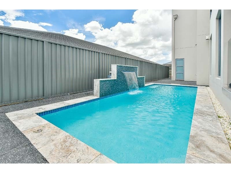 60 Ambrose Street, Oran Park NSW 2570