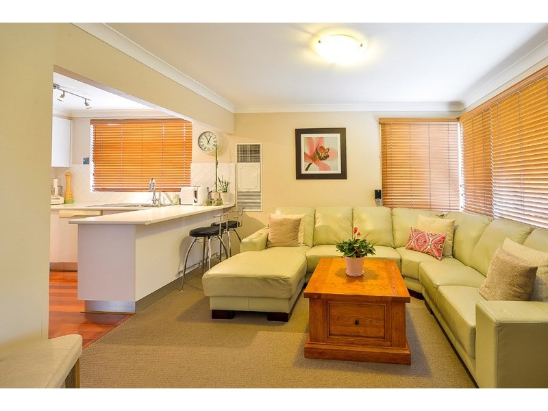 8 Bambara Avenue, Bradbury NSW 2560
