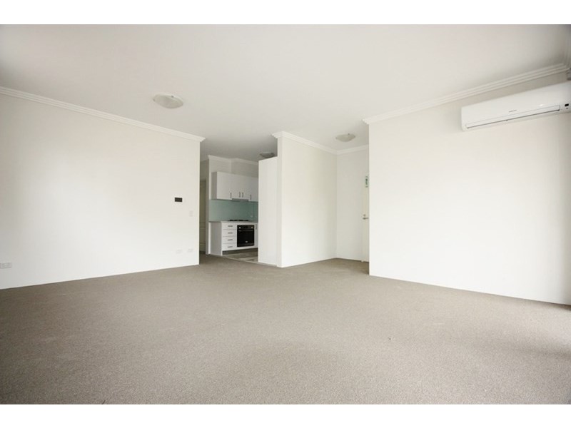 31/221a Waterworth Drive, Mount Annan NSW 2567
