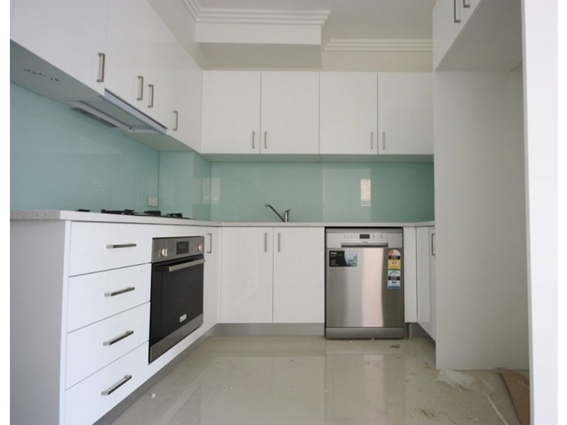 31/221a Waterworth Drive, Mount Annan NSW 2567