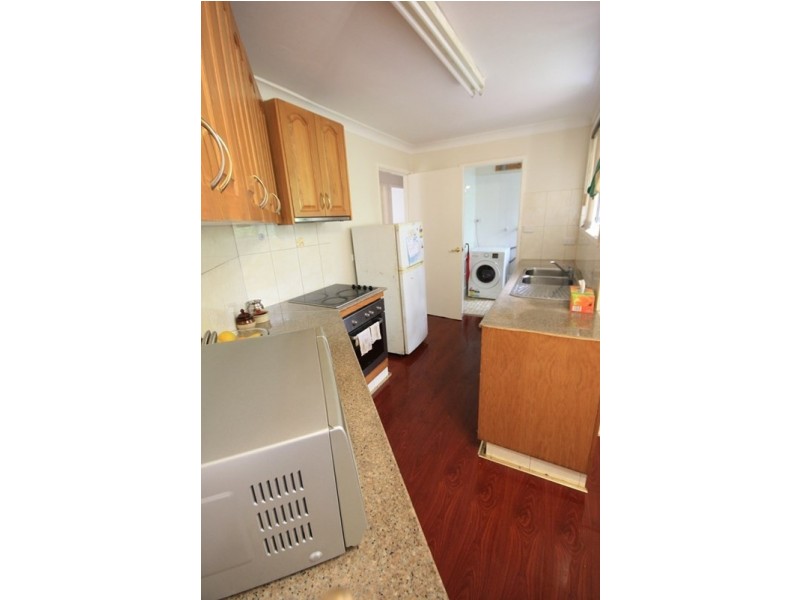 6/6 Mary Street, Macquarie Fields NSW 2564