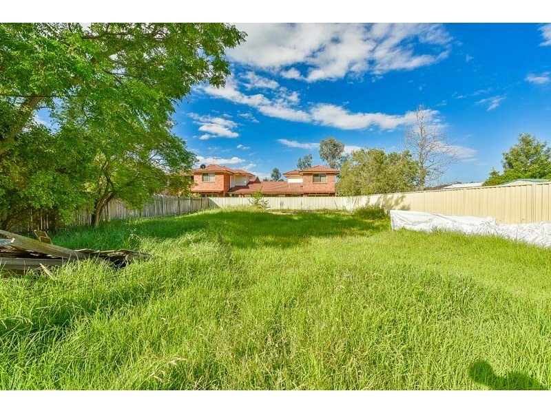 9 Hughes Street, Leumeah NSW 2560